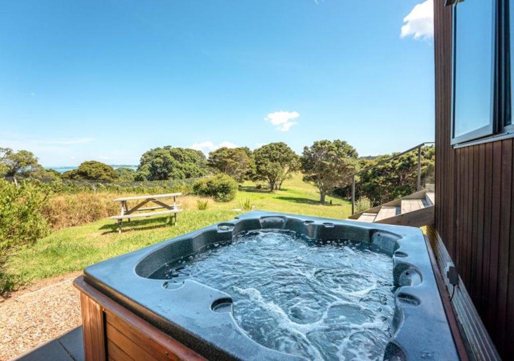 The Cottage At Te Whau Retreat - Stay Waiheke Te Whau Bay Bagian luar foto
